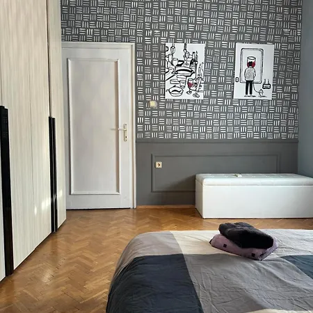 Lägenhet Historical 1br Center