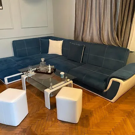 Historical 1br Center *