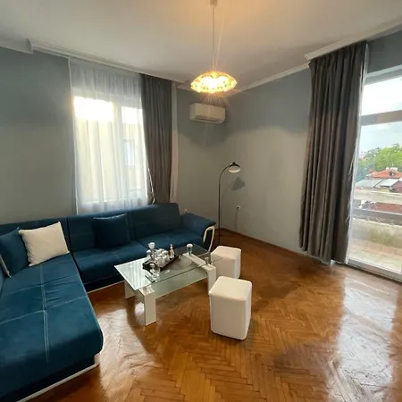 Historical 1br Center Lägenhet